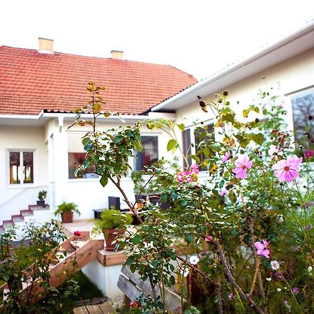 Engels Landhaus Suite Moerbisch Am See Luaran gambar