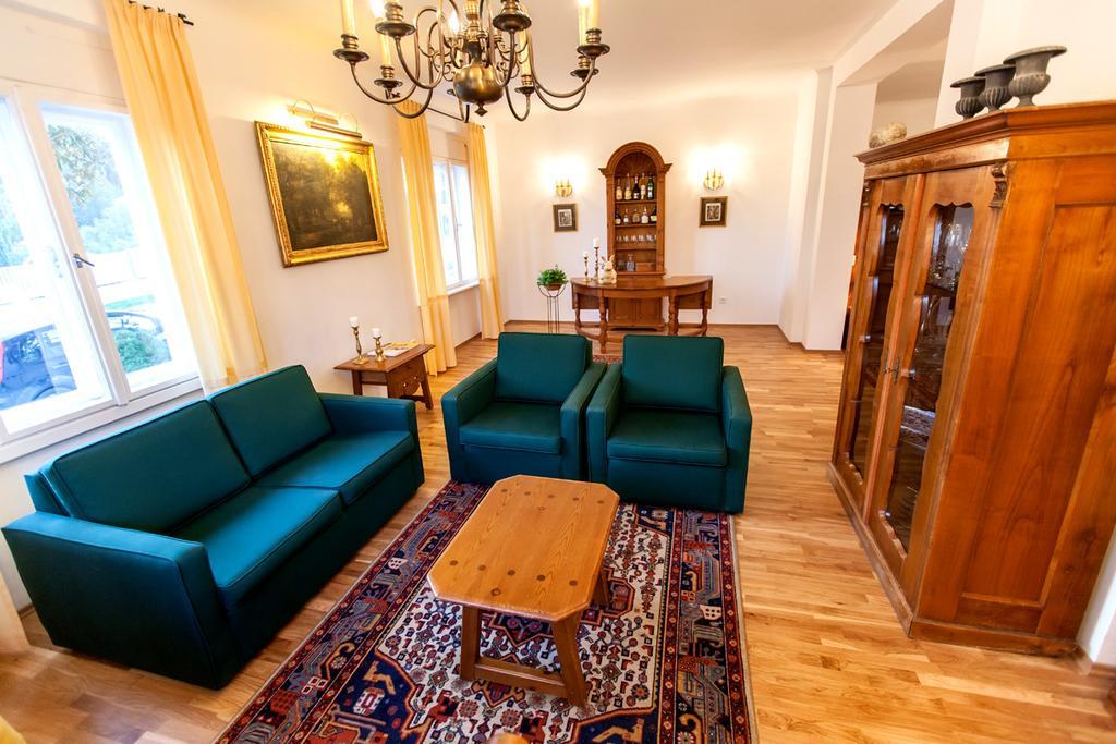 Engels Landhaus Suite Moerbisch Am See Luaran gambar