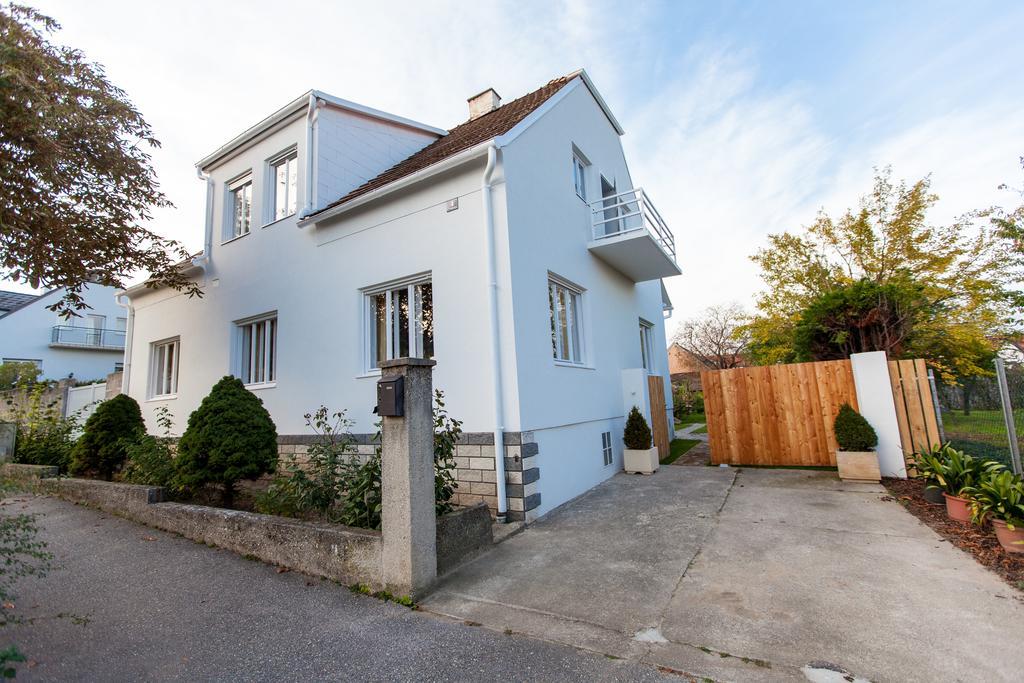 Engels Landhaus Suite Moerbisch Am See Luaran gambar